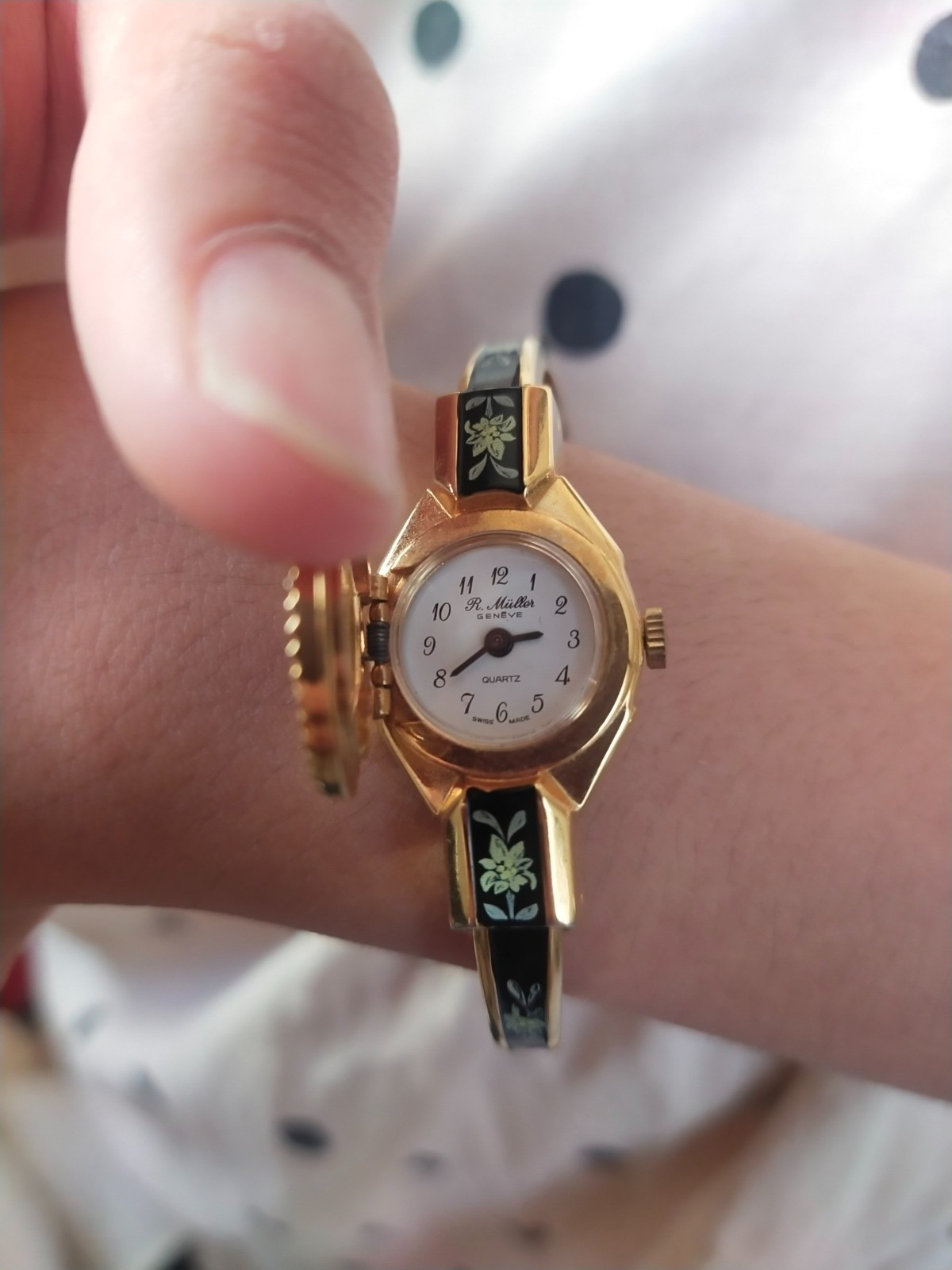 Vintage Swiss Made R. Muller Geneve Peek-a-Boo Bangle Watch