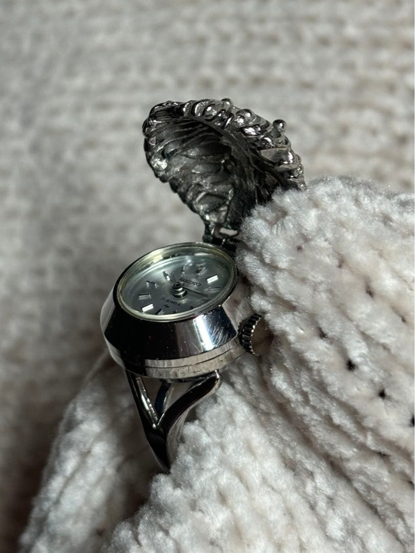 Rare, excellent condition SEIKO ring watch, hand-wound, antique ring watch.