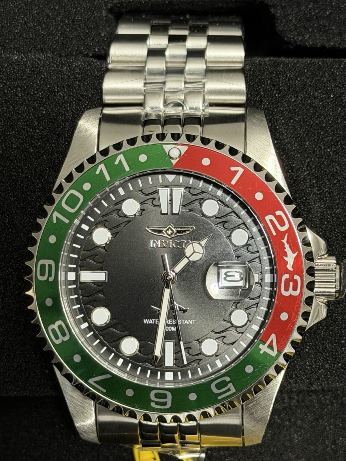NEW Invicta Men’s Pro Diver Black Dial Red/Green Bezel Watch w/ Steel Band 36851