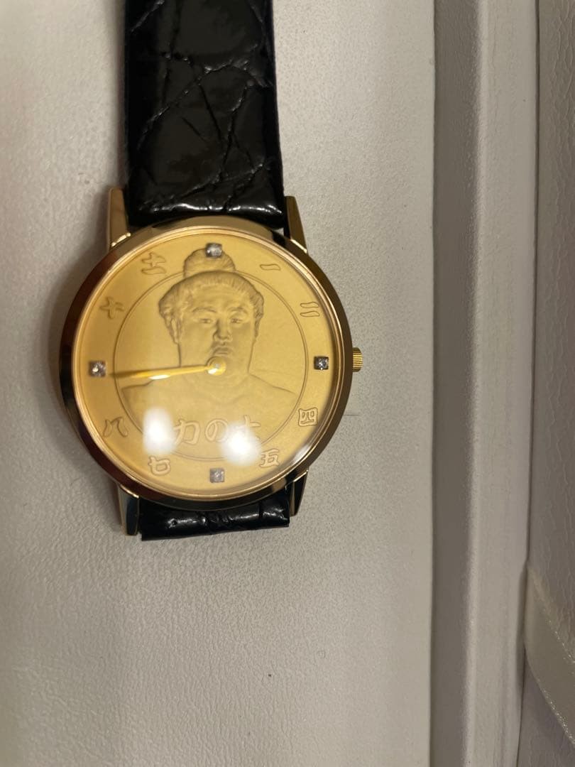 CITIZEN Gold Black Watch