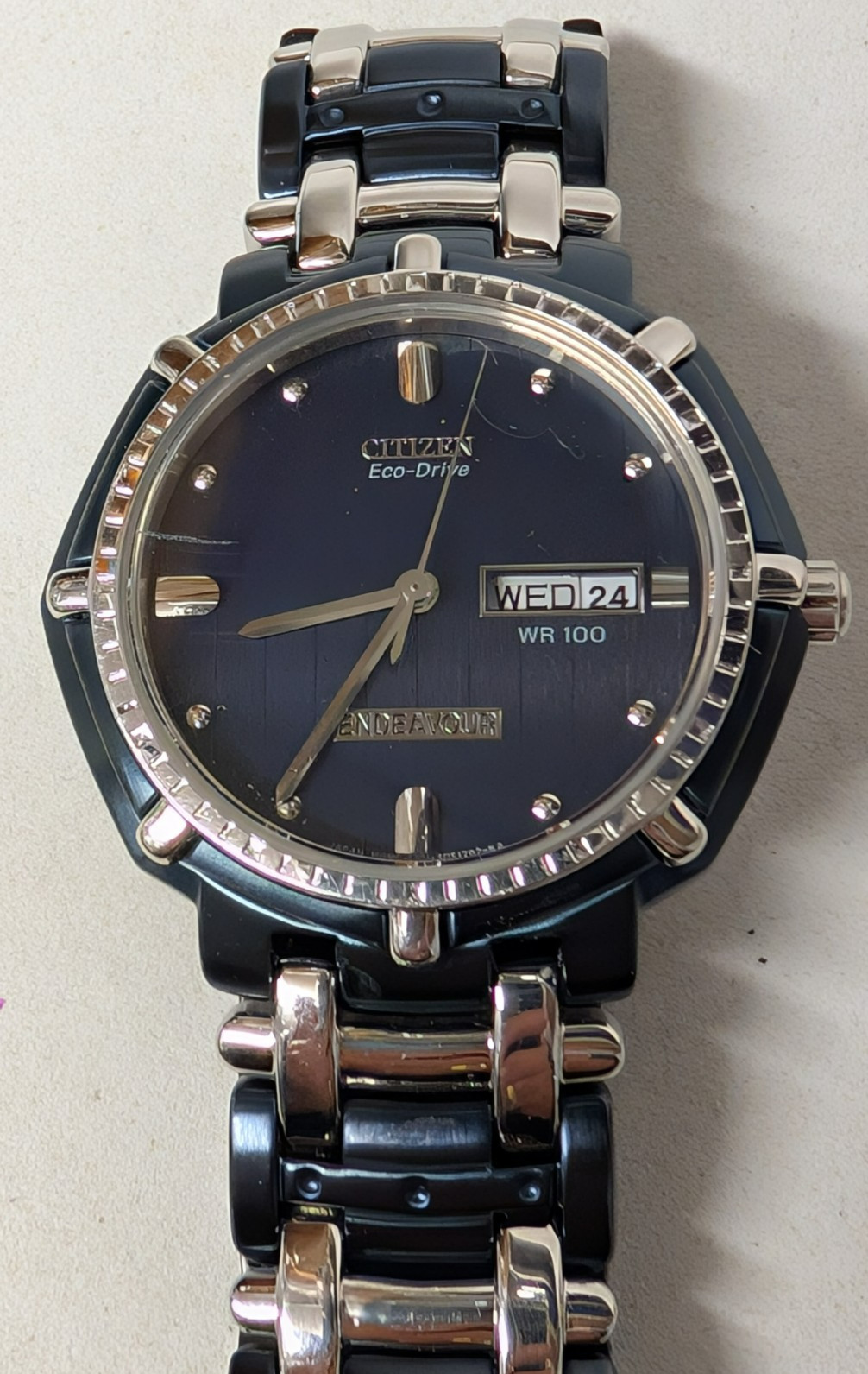 Vintage CITIZENS Endeavour BLACK ECO Drive & Date Wristwatch & Working