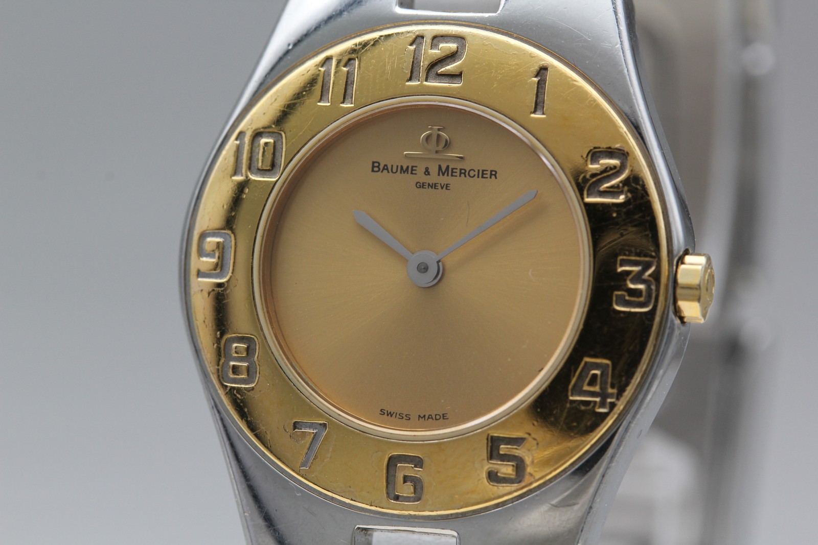 [Near MINT] Baume & Mercier Linea 5261 Cal.BM5095 Gold Dial 24mm Quartz Women’s
