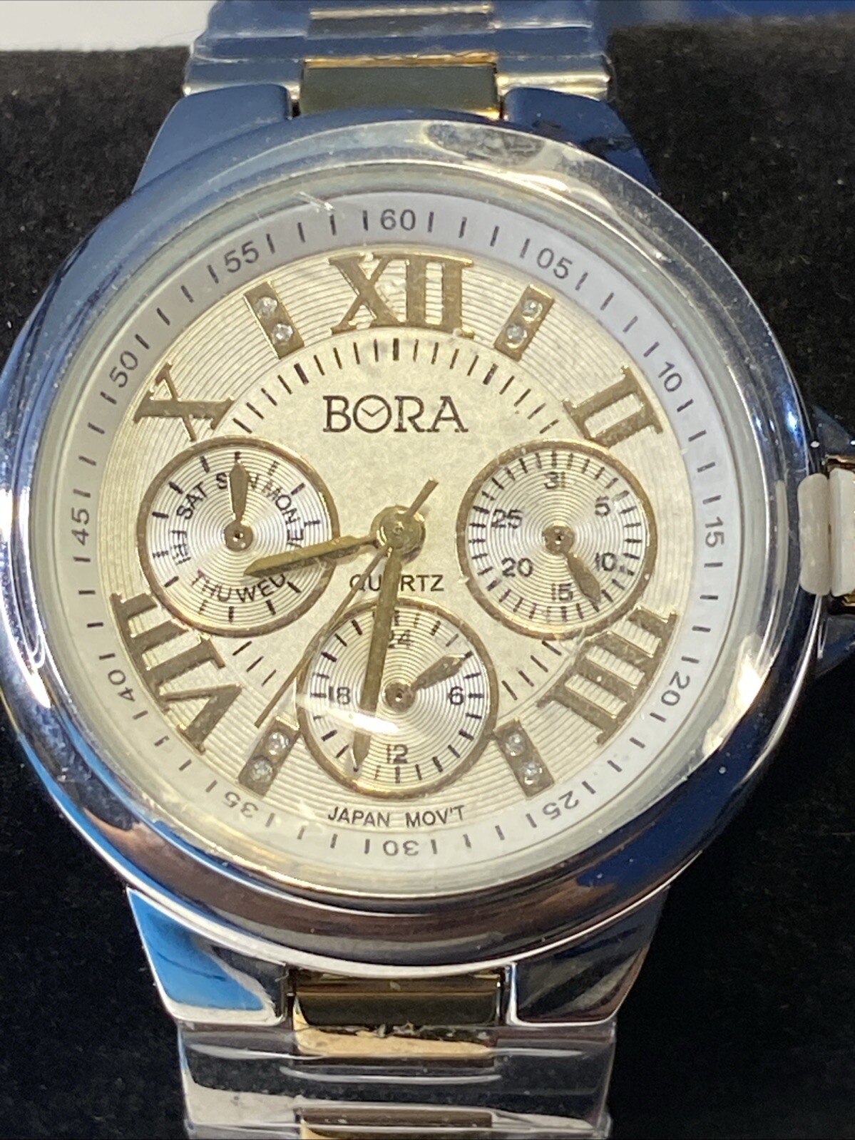 Bora Analog Wristwatch Women’s New Battery Stainless Steel Band