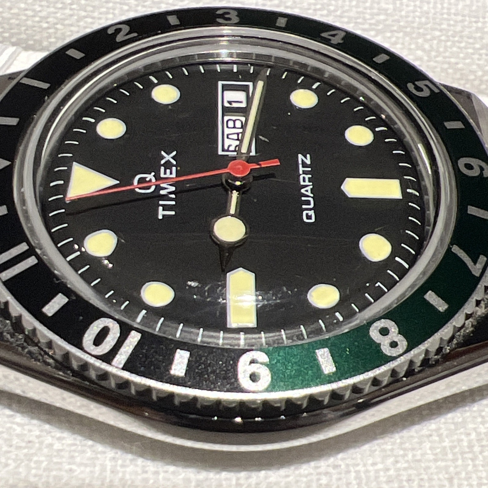 Timex Q Timex Mens Watch Reissue 38mm Stainless Steel Nato Strap TW2U60900 -F430
