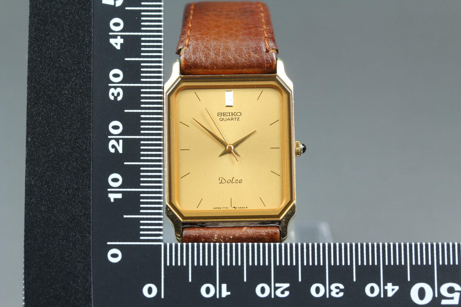 [Near MINT] Seiko Dolce 7731-5210 Gold Dial Quartz Men’s Watch From JAPAN