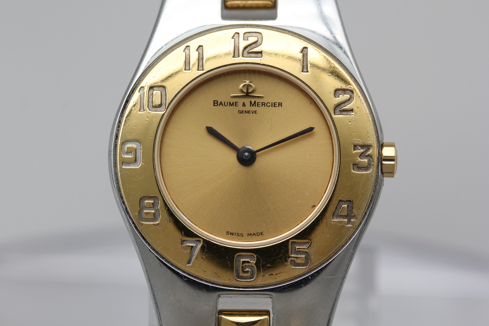 [Near MINT] Baume & Mercier Linea 5261 Cal.BM5095 Gold Dial 24mm Quartz Women’s