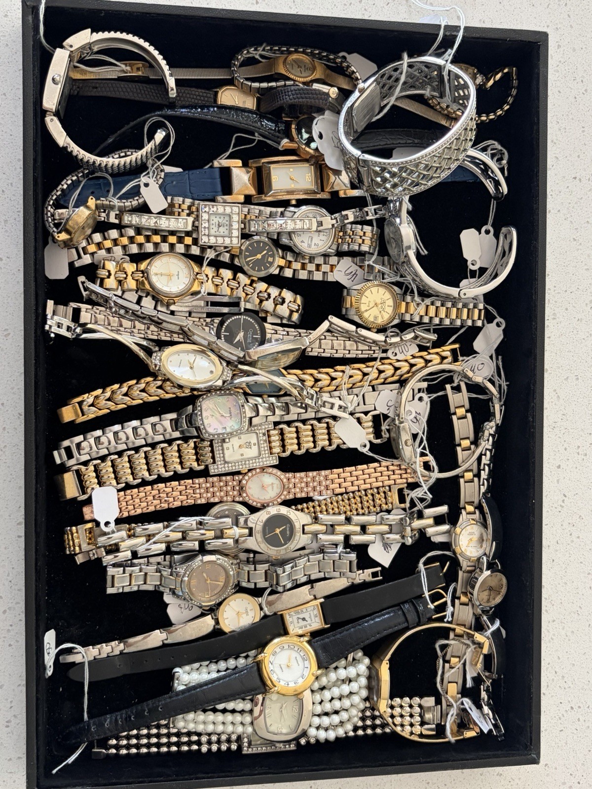 HUGE vintage Watch Lot, Gold Silver Seiko Fossil Pulsar etc Ladies