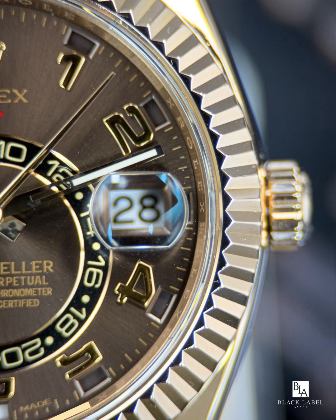 Rolex Sky-Dweller 326135 Everose Gold Chocolate Dial Leather Box
