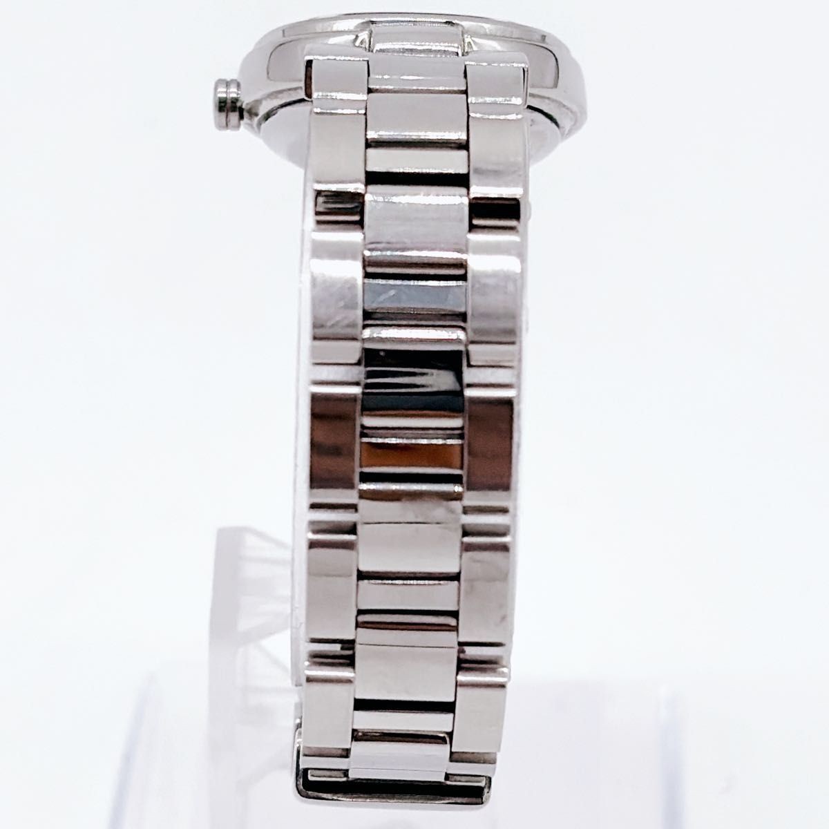 Seiko Quartz Ladies Watch Oval Silver Dial Stainless Japan