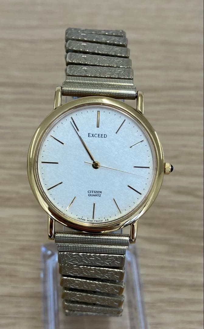 CITIZEN EXCEED Quartz Watch, Gold, 3 Hands, Non-functional 【USED】