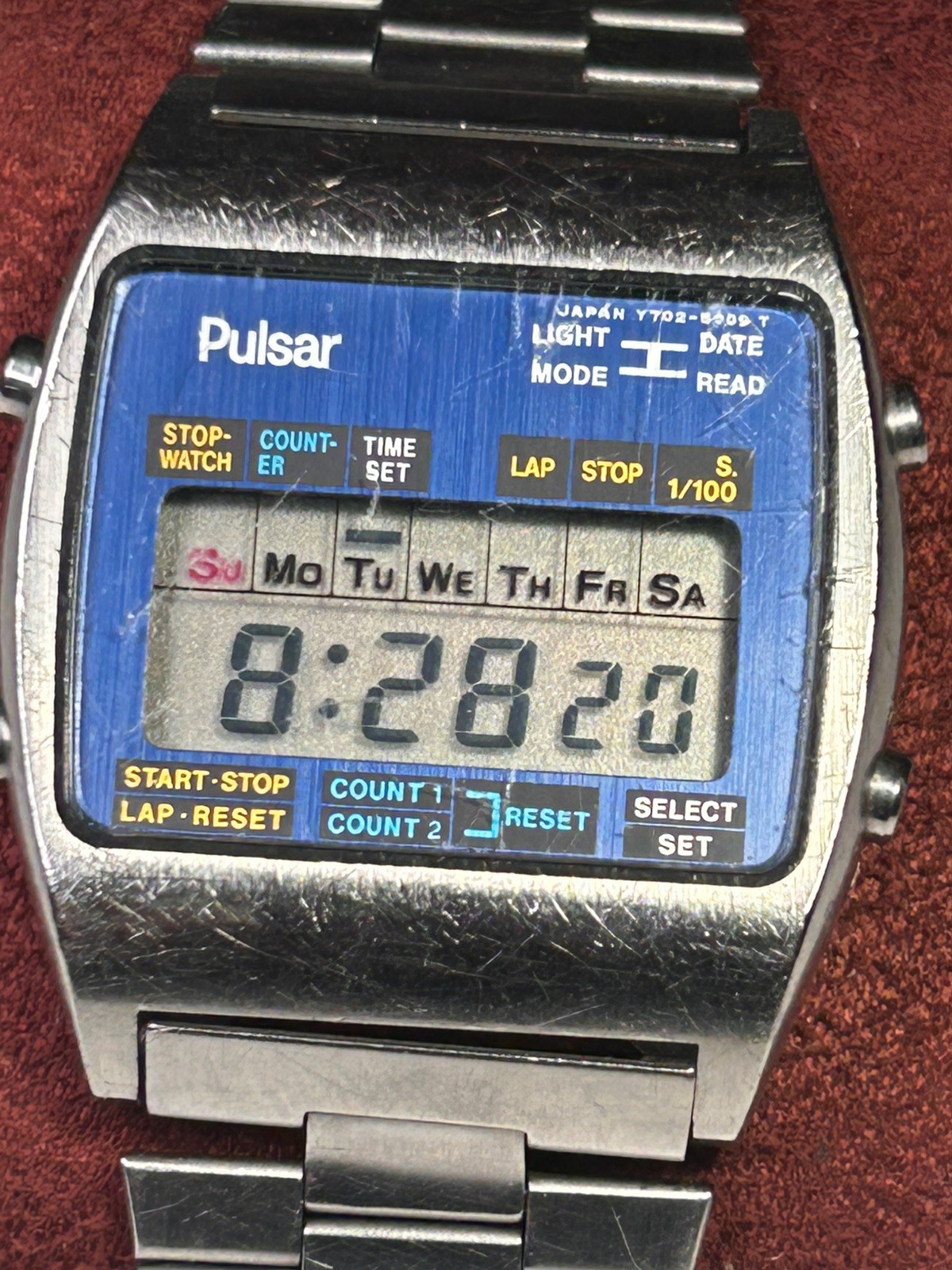 Vintage 1979 Pulsar Digital Quartz 34mm LCD Dial Y702-5009 Mens Sports Watch