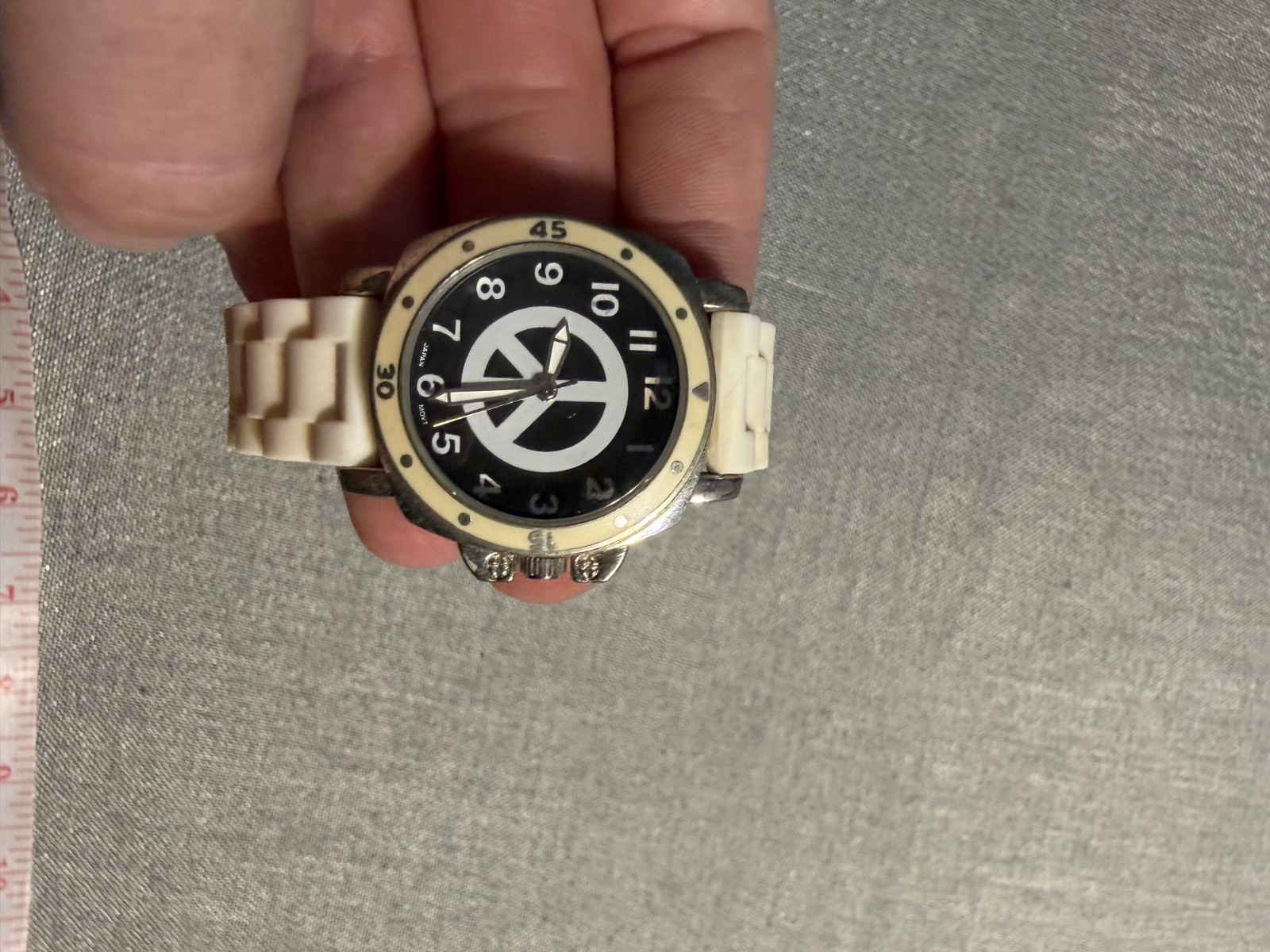 Bora Quartz Silicone Winter White Blue Dial Peace Sign Watch Circa 2008
