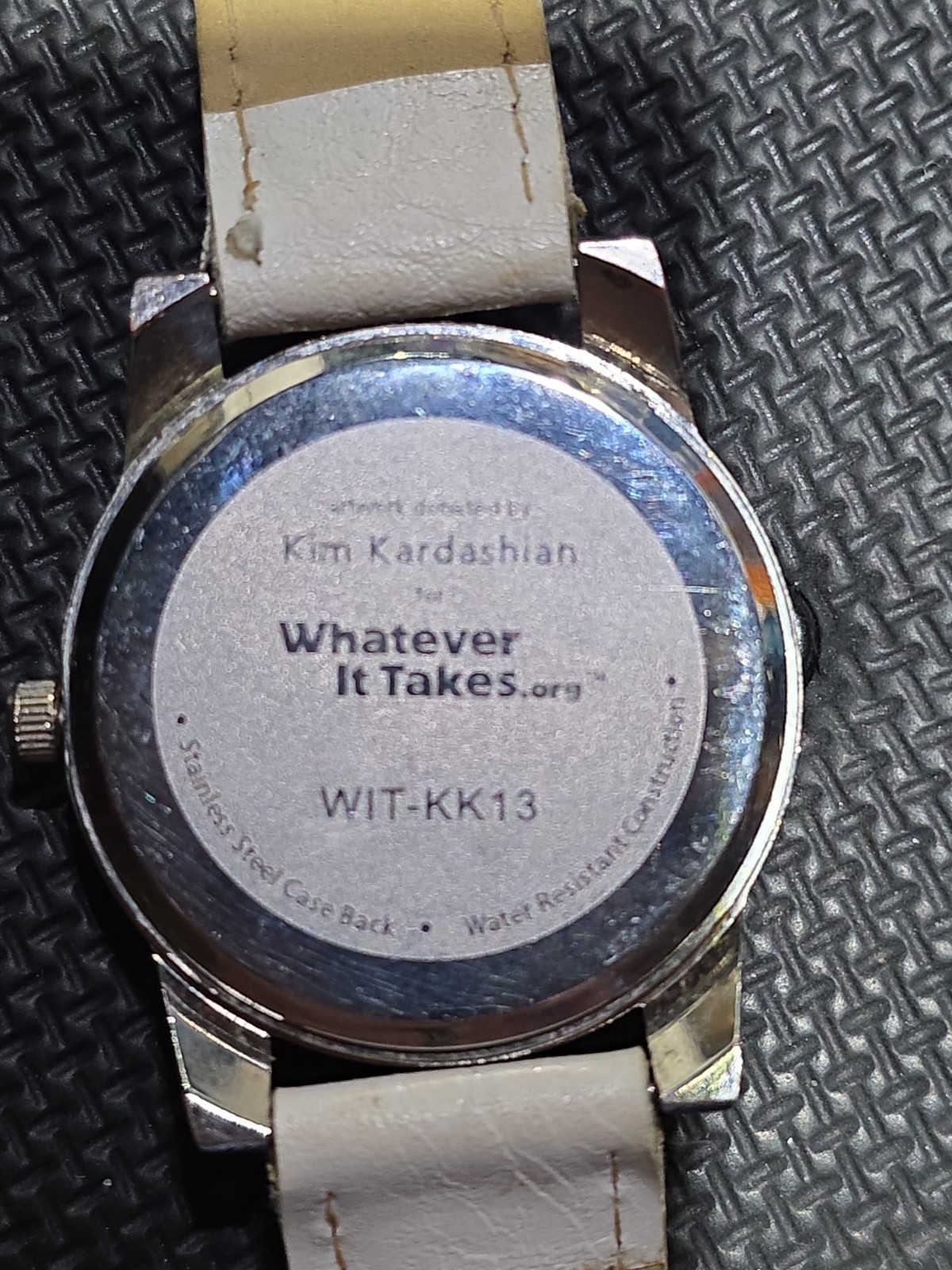 Kim Kardashian Whatever It Takes Charity Watch 21st Century Leaders NEW BATTERY