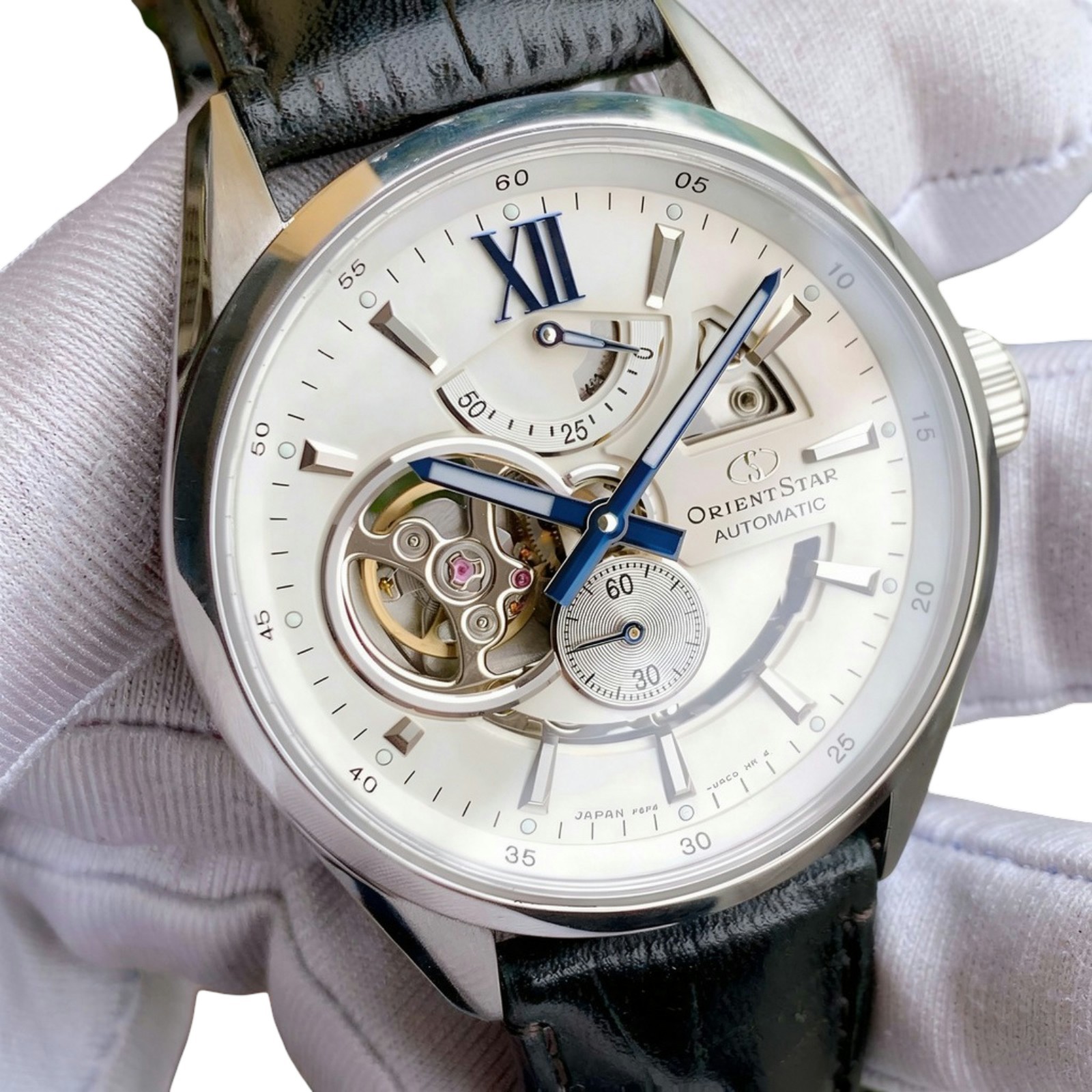 Orient Star Automatic Sapphire White Dial RK-AV0007S Men’s Watch Power Reserve
