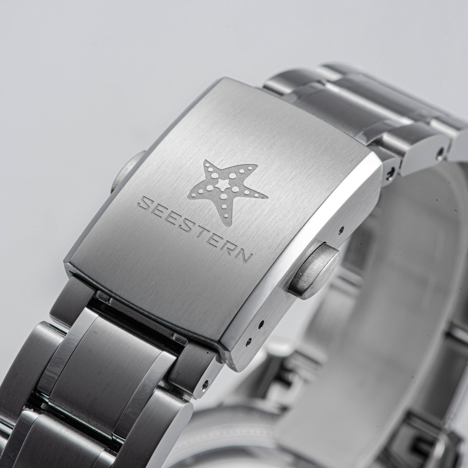 Seestern GMT S446.BS Sapphire Crystal Mechanical Mens NH34 Watch SEAGULL 1963