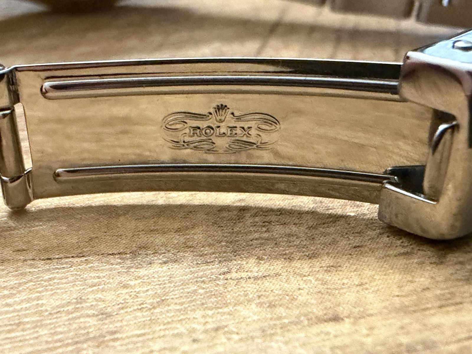 Rolex | Lady-Date | Oyster Perpetual | 79240 | White | 1999 | 26mm | Automatic