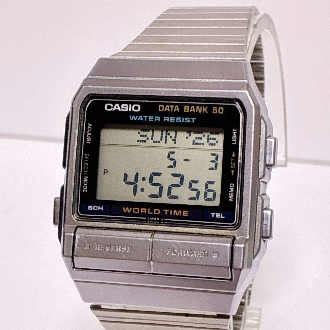 Rare Casio Data Bank DB-520 Vintage Wristwatch Water Resistant