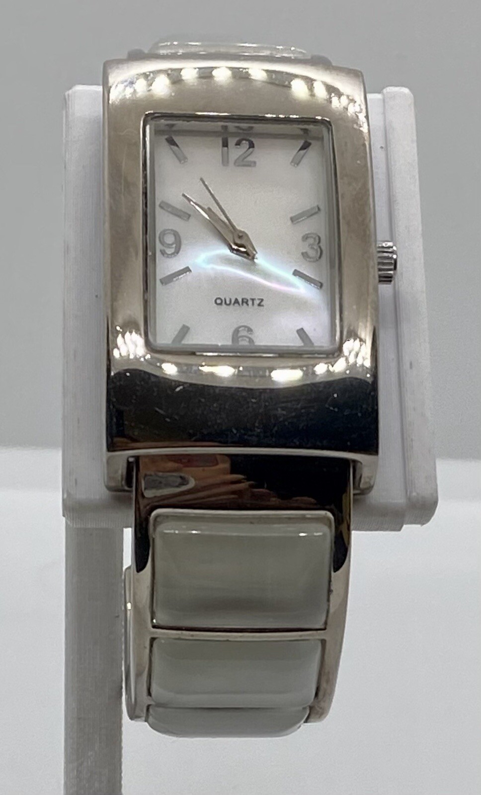 Womens Shiny Silver Cuff Watch New Battery Hinged Band fits to 6.25” Wrists