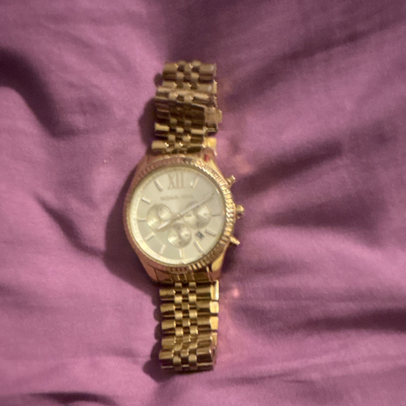 Michael Kors Lexington Quartz Chronograph Date Gold-Tone Bracelet Silver Dial