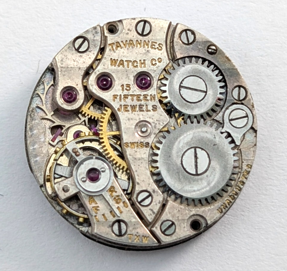 Vintage TAVANNES 15 Jewels Petite Ladies 17mm Swiss Watch Movement PARTS REPAIR