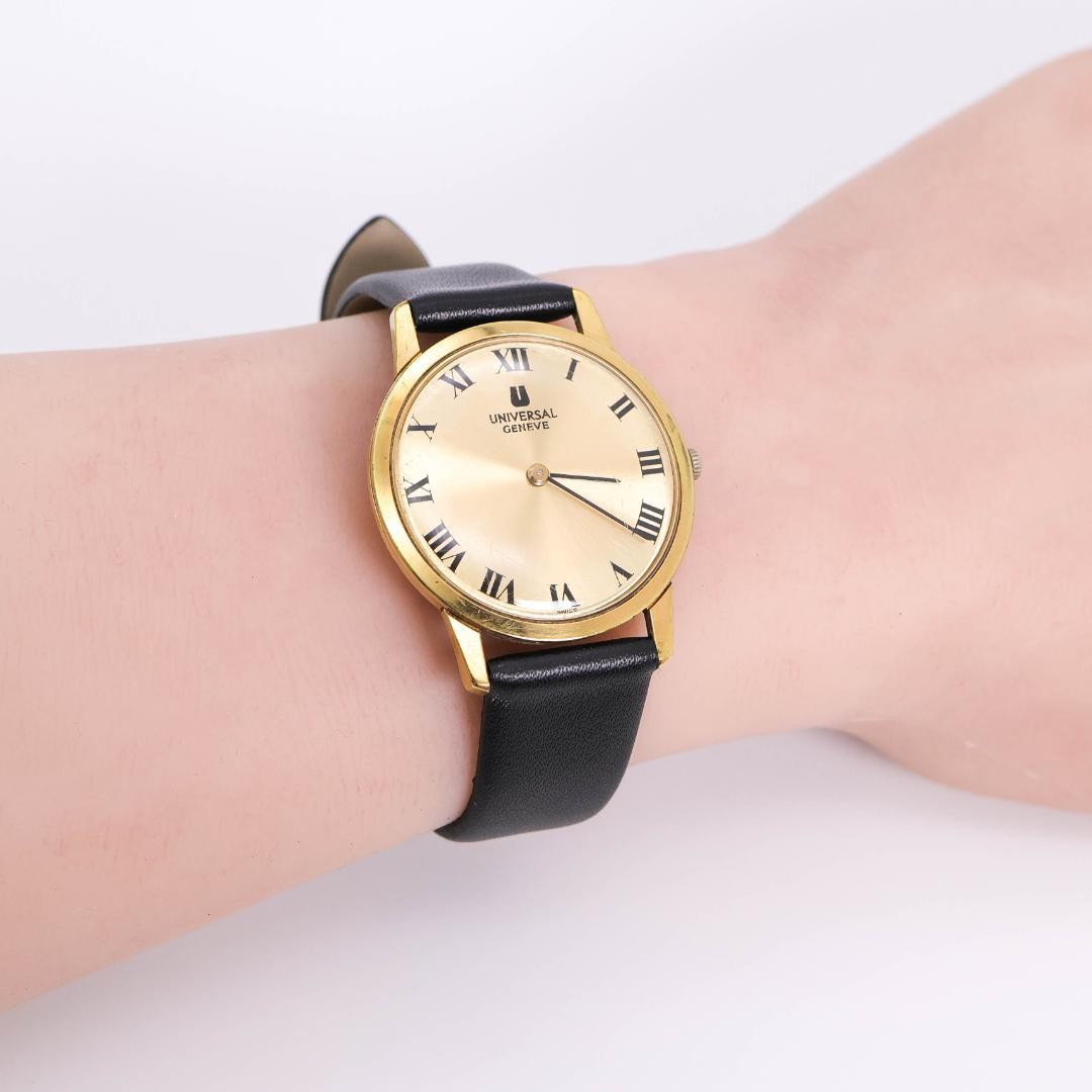 Universal Geneve Manual Wind Gold Watch 3670