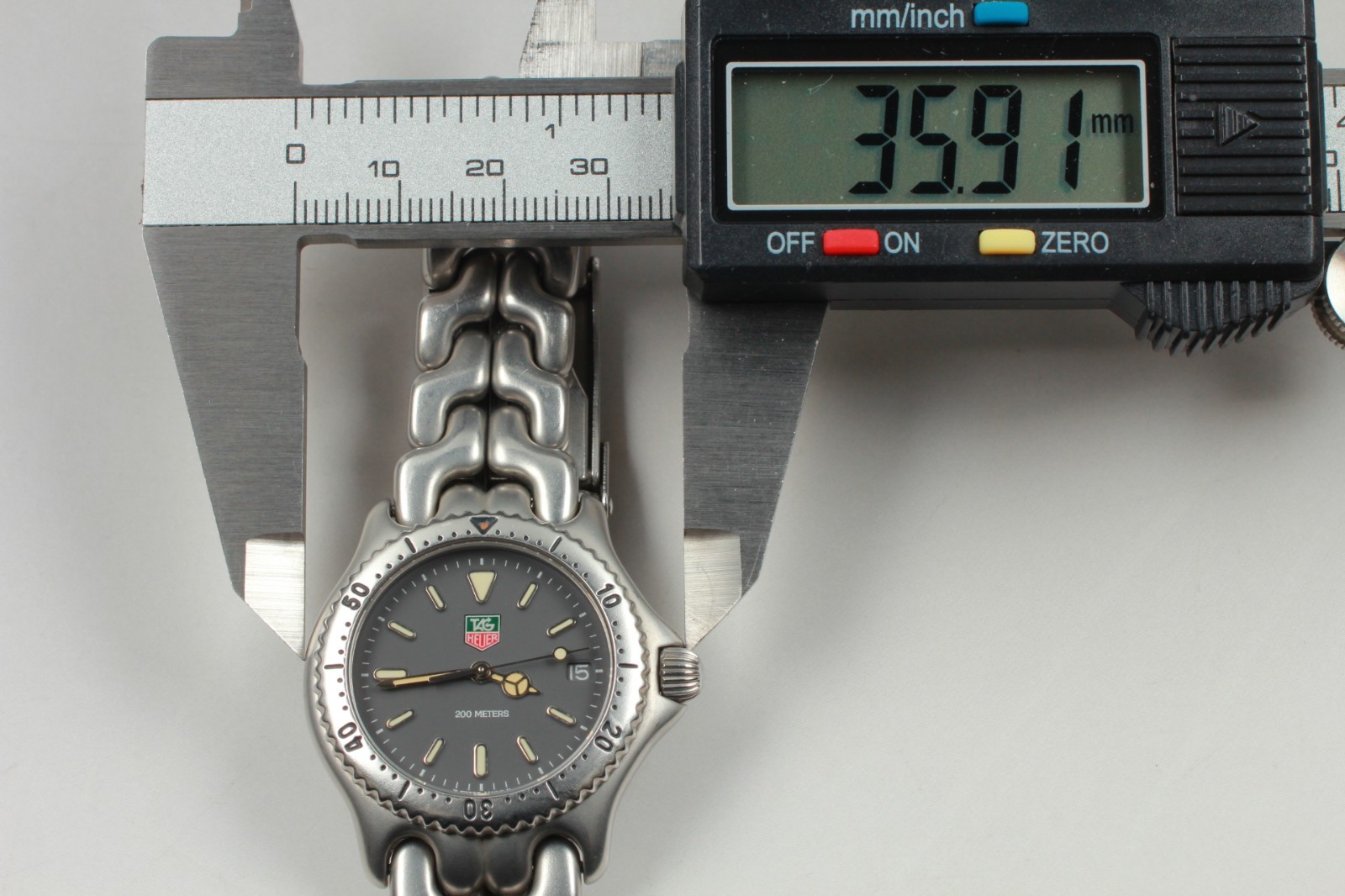 【EXC+++++】 Tag Heuer S99.213M Gray Dial Date 36mm Men’s Quartz Watch from JAPAN