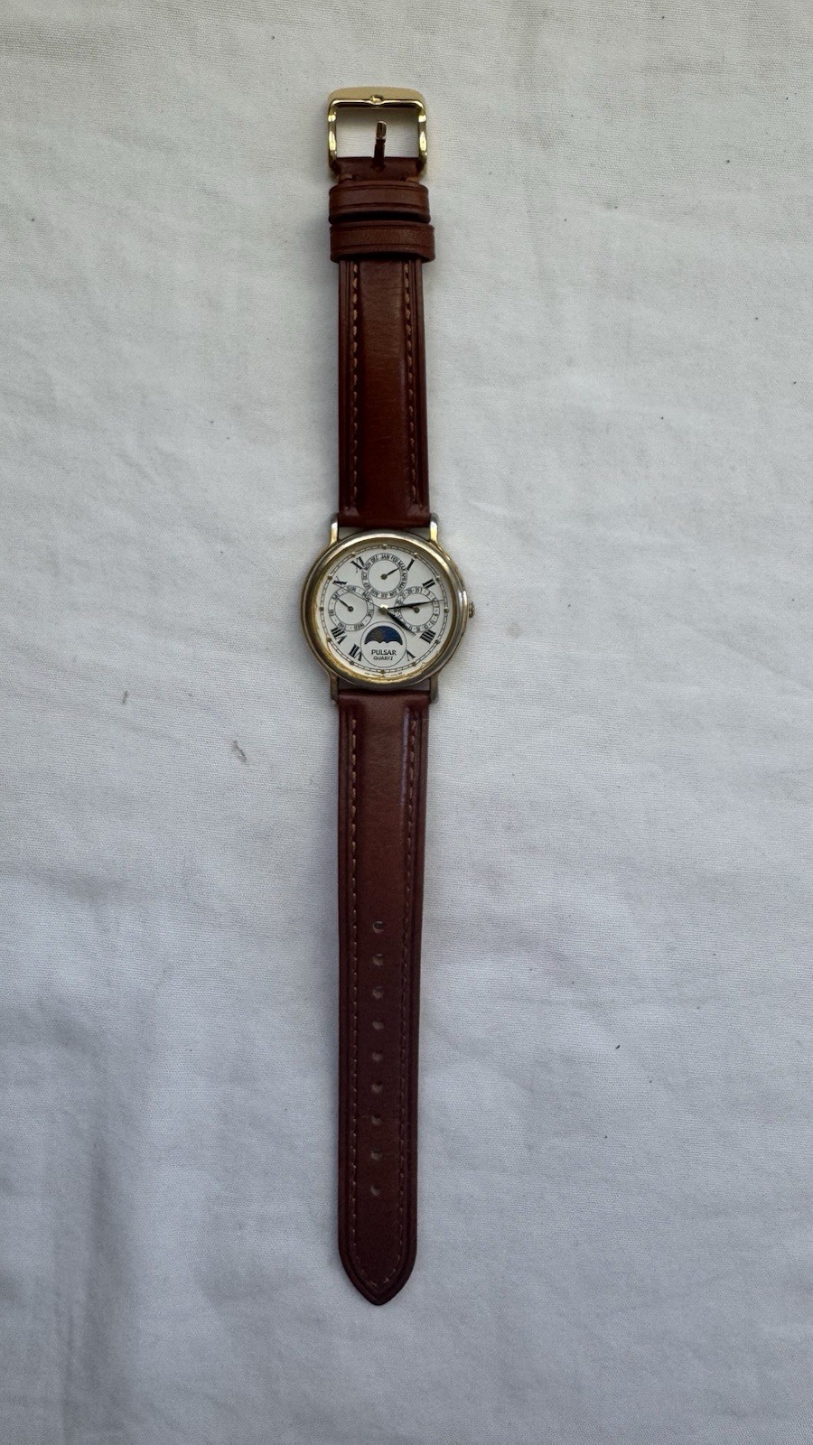 Vintage Pulsar Moon Phase Calendar Quartz Watch 34mm V33F-7020 New batt. Japan