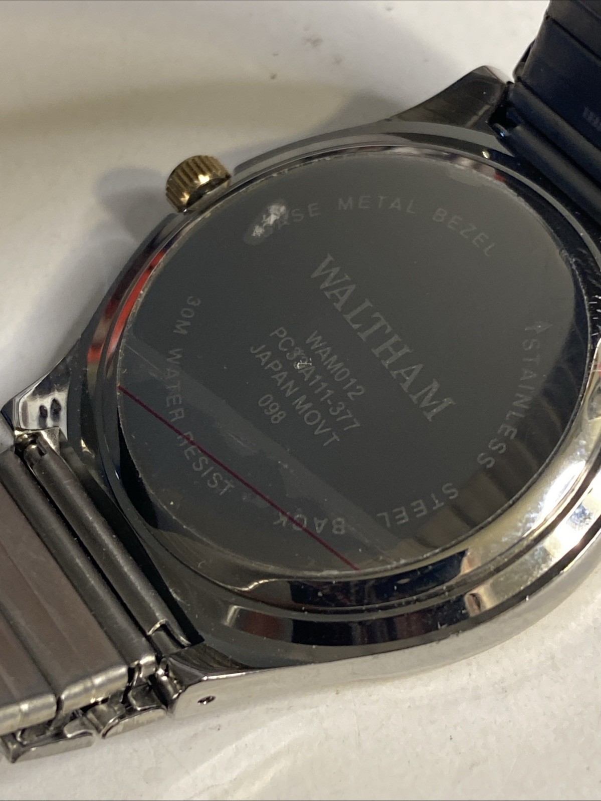 Waltham Quartz Wrist Watch WAM012 30 Meters Water Resistant Japan Movement Date