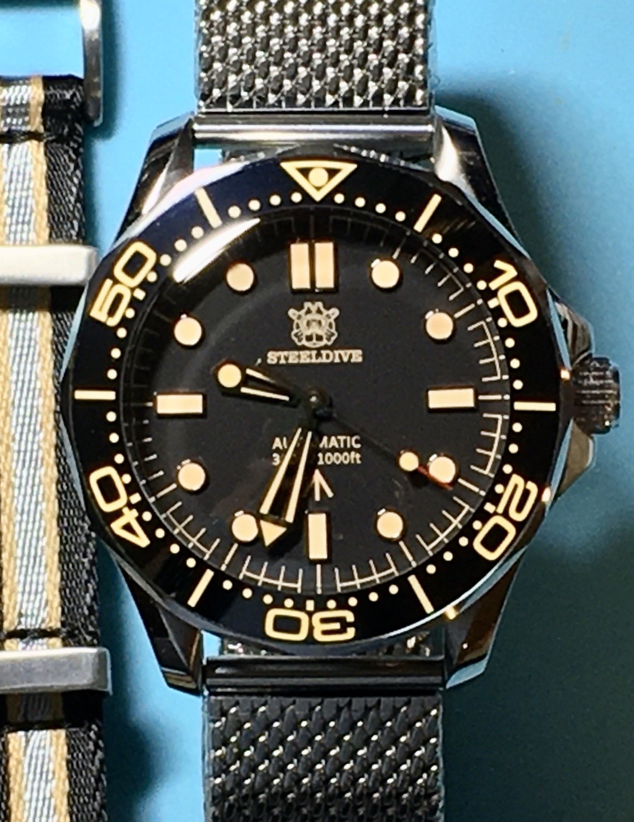 STEELDIVE 007 42MM WATCH NO TIME TO DIE SEIKO NH35 SAPPHIRE MILANESE & NATO BAND