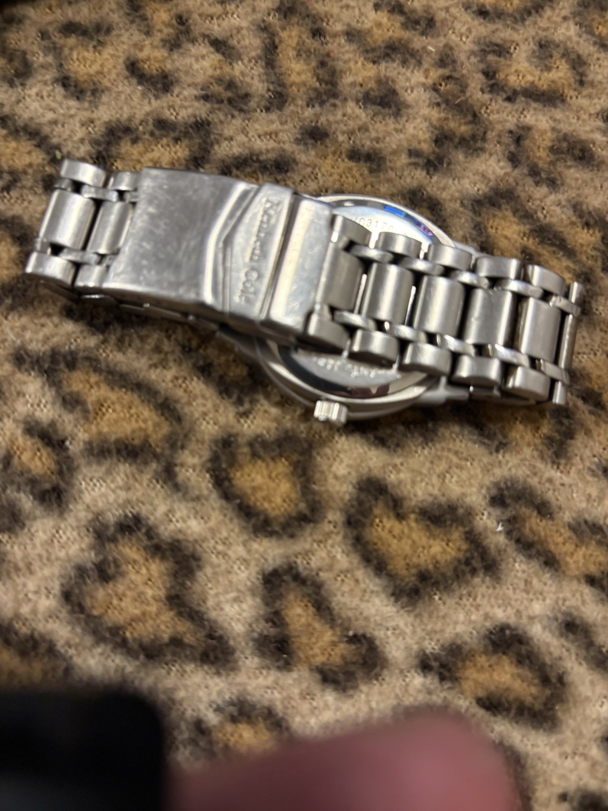 Kenneth Cole New York Quartz Date 39mm Silver SS Watch Black Sunburst Dial