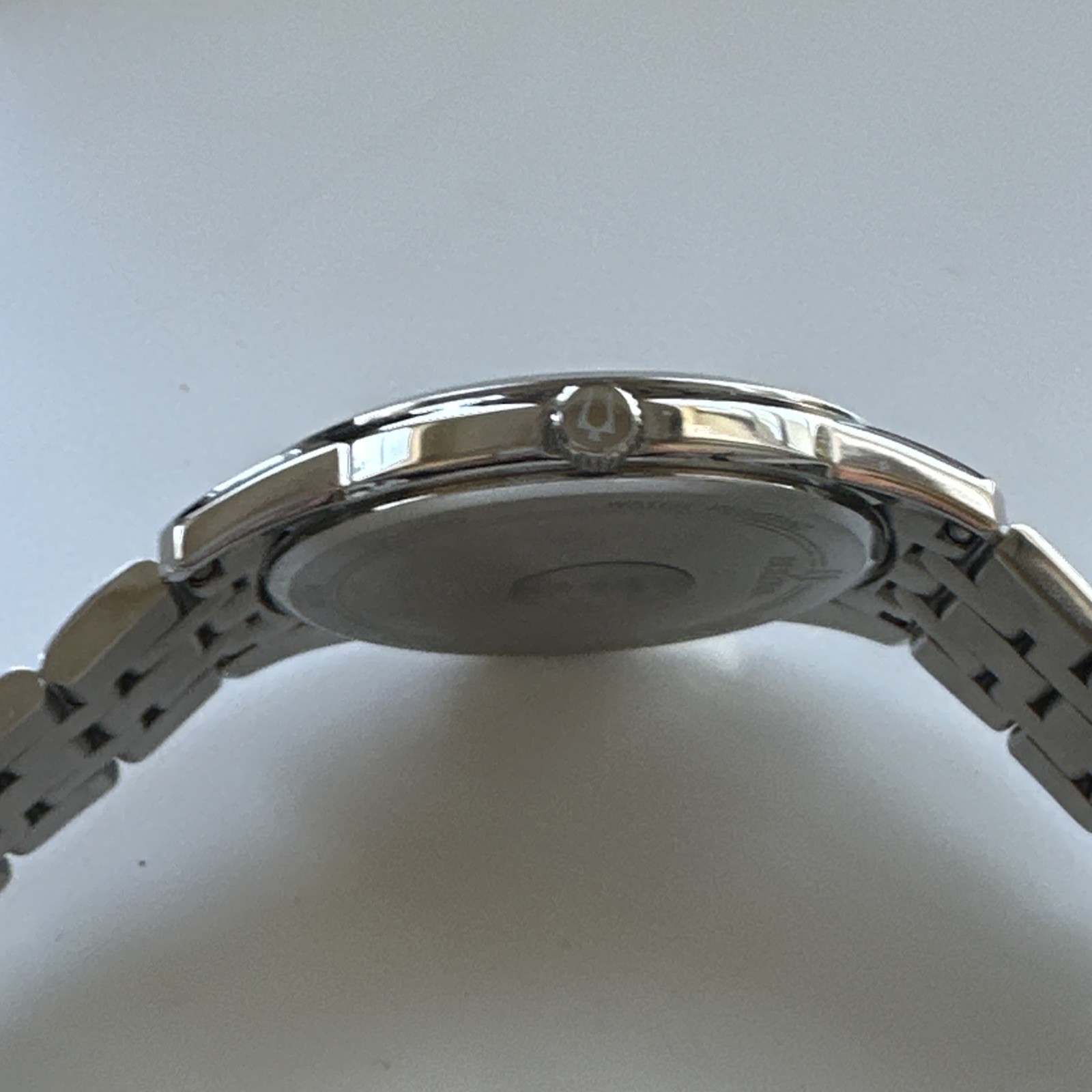 Bulova Sutton Men’s Quartz Silver Date Display Blue Dial Watch 40mm 96B338