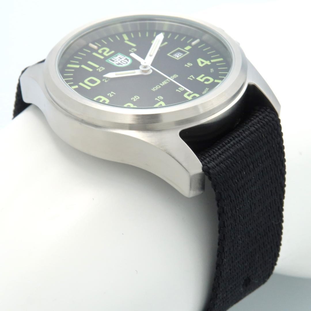 Luminox Patagonia Steel Green Shield Collection Used Not Released in Japan