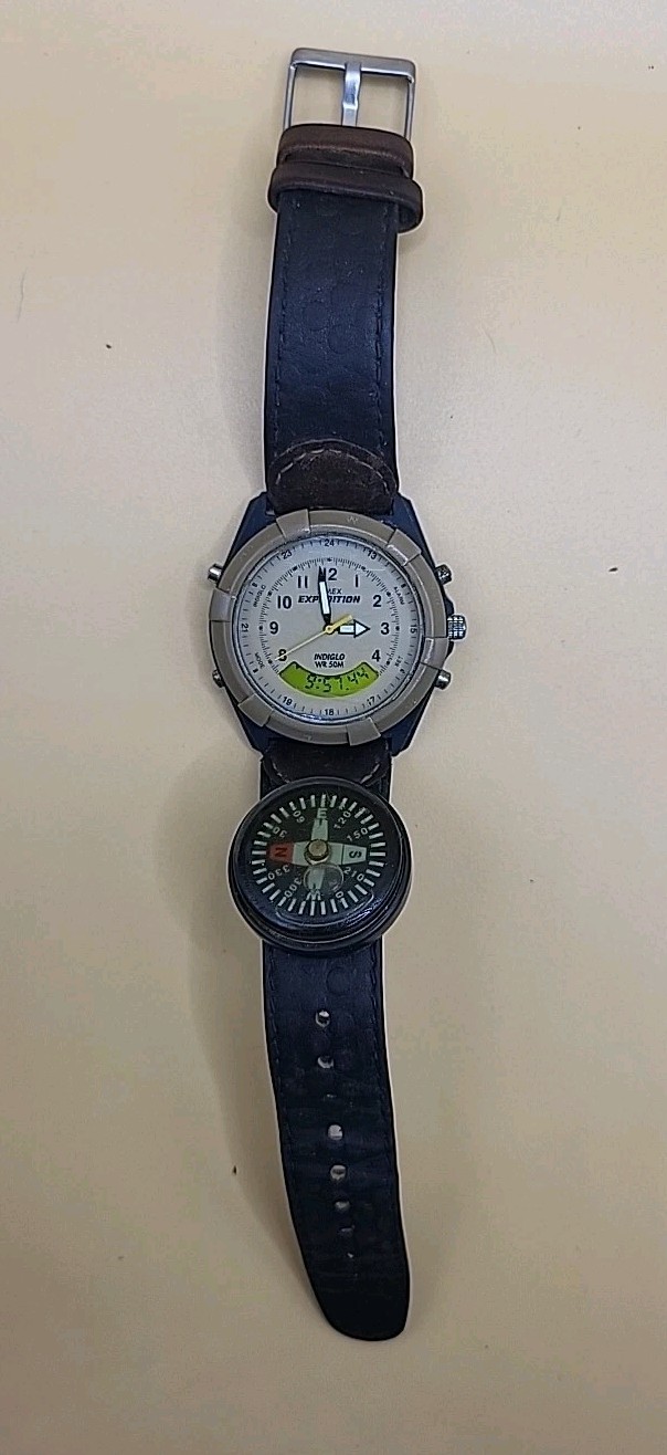 Vtg Rare March 2003 Blue Tan TIMEX EXPEDITION MEN’S Watch Rotating Bezel