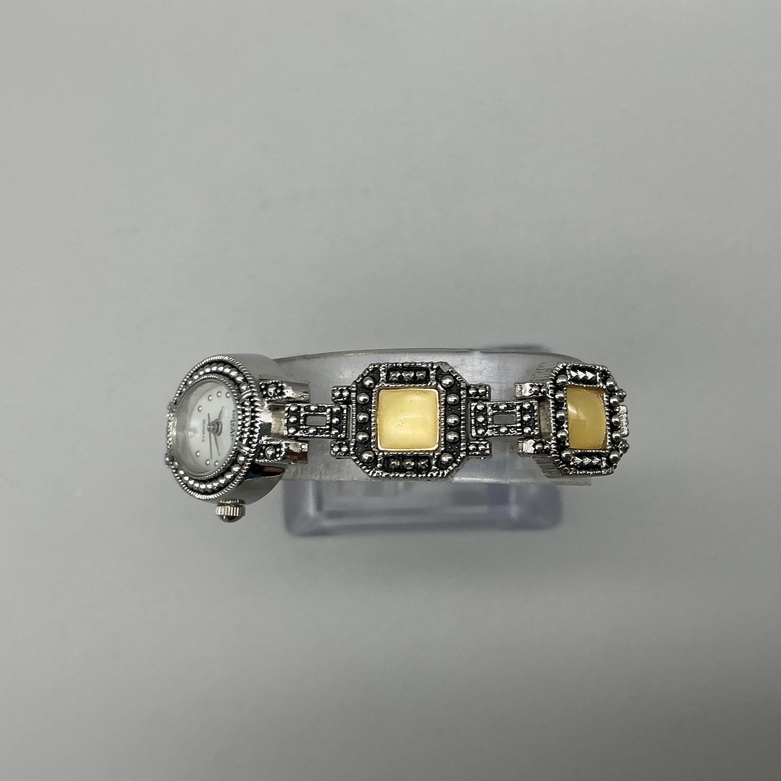 Express Womens Watch 17mm Marcasite Silver Tone Yellow Inlay New Battery 7.25″