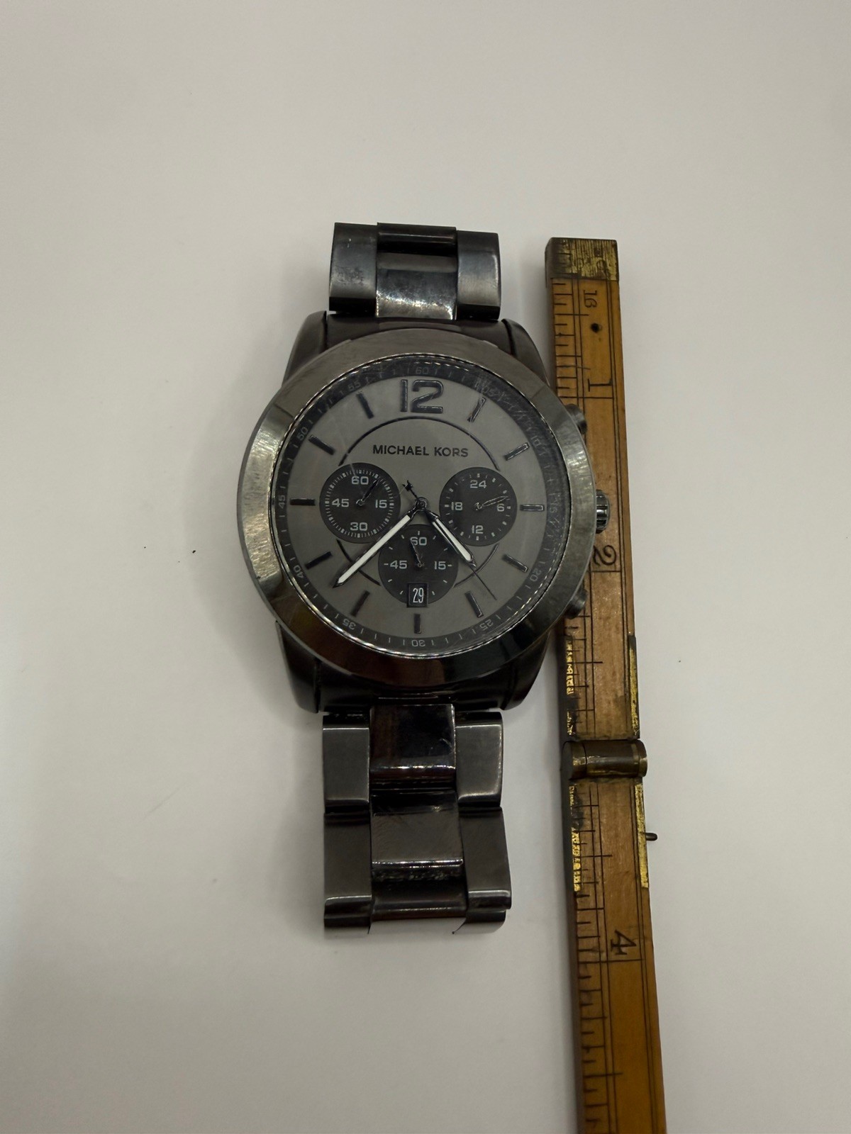Michael Kors MK-8479 Men’s Chronograph Watch Gunmetal Black Stainless Steel 8″