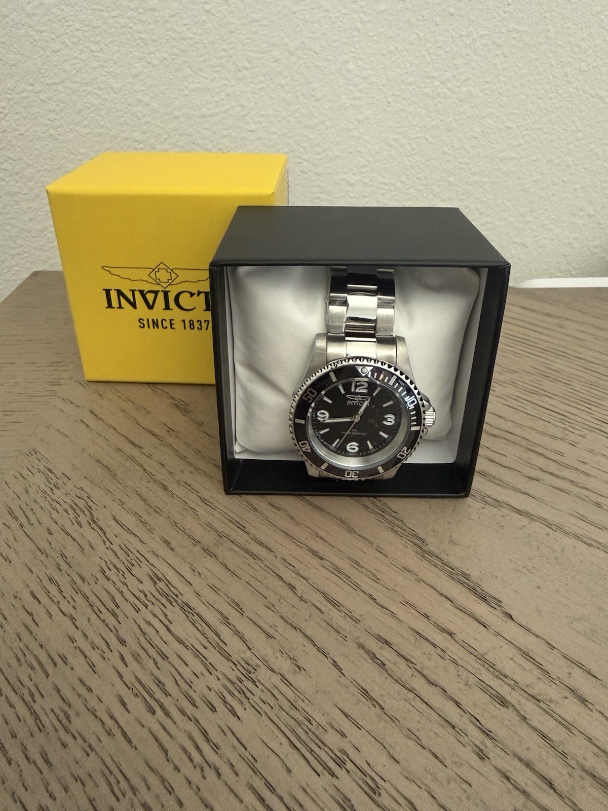 Invicta Pro Diver Men’s Quartz 48mm SS Black Dial/Bezel 50m w/ Box