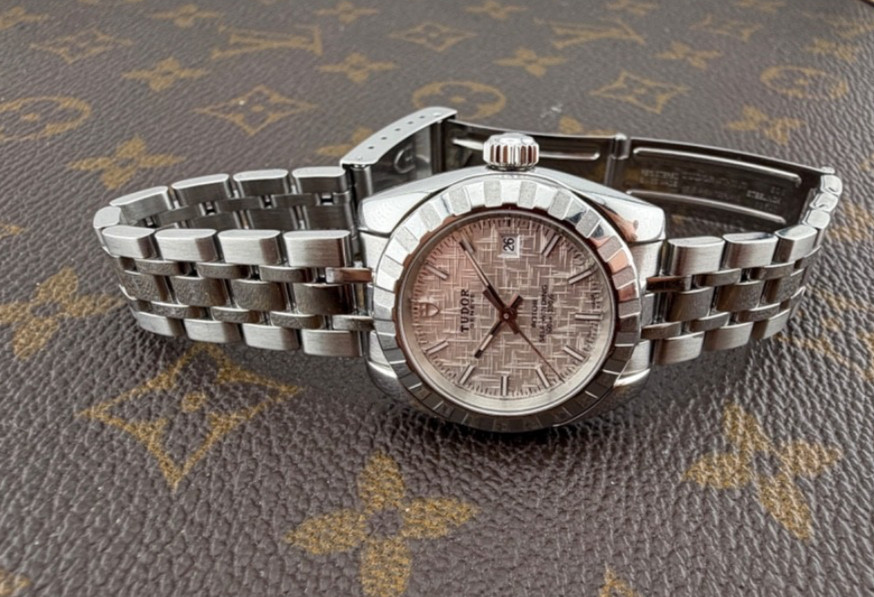 Tudor Classic Tapestry Dial Automatic Caliber 2671 Swiss Made
