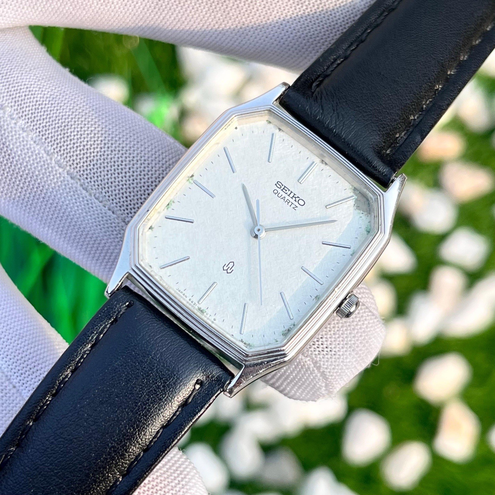 Vintage Seiko JDM Hammered Dial Dress Formal Japan Men’s Quartz Watch 6431-5150