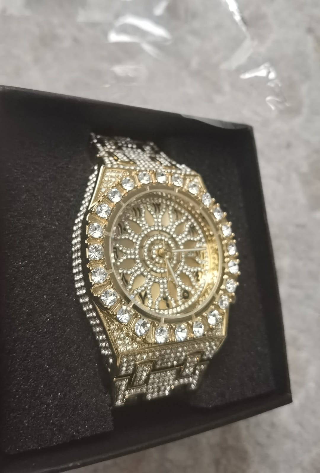 Arabic Luxury Hip Hop Custom Bling Ice out Men Watch Gold Iced Simulated Diamond