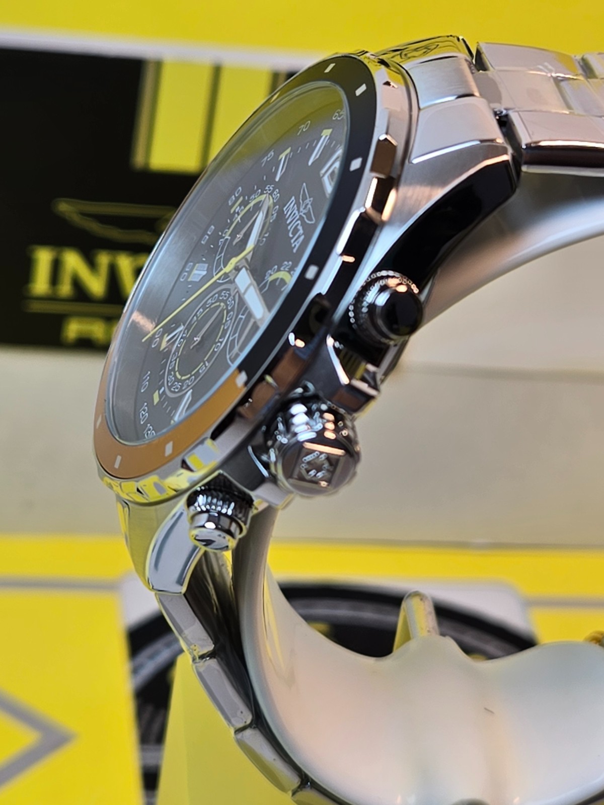 Invicta Special Edition Replica Racing Car w/ Invicta 44mm Speedway Bundle