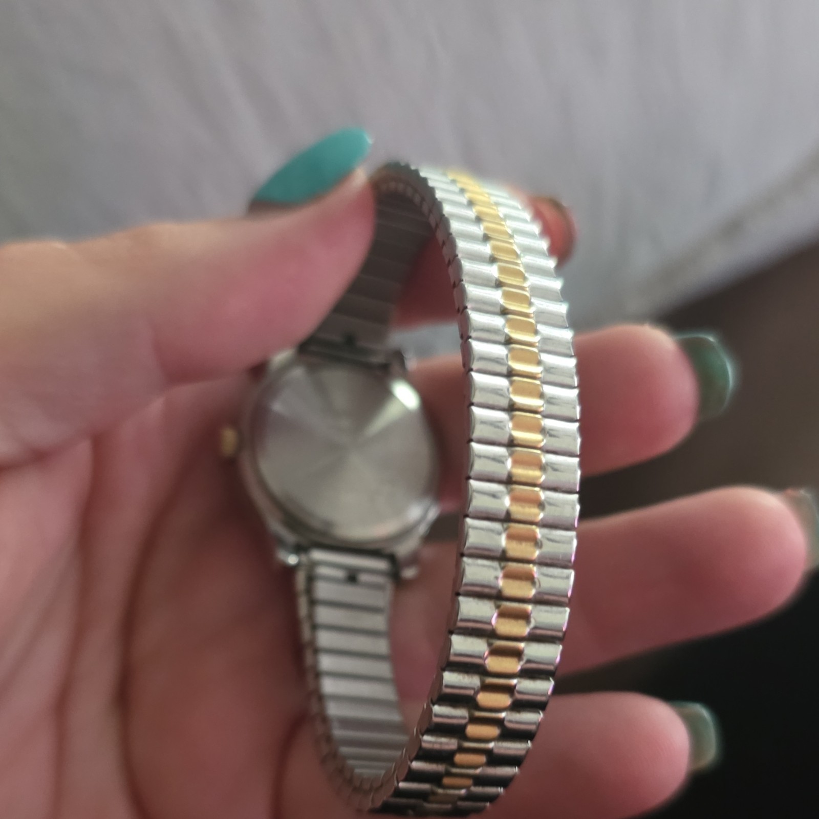 Timex Womens Watch 25mm Two Tone Gold Silver Expansion Band Stainless Steel EUC