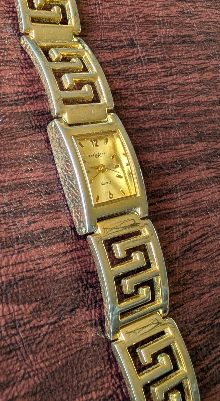 LA Express Quartz Ladies Watch Gold