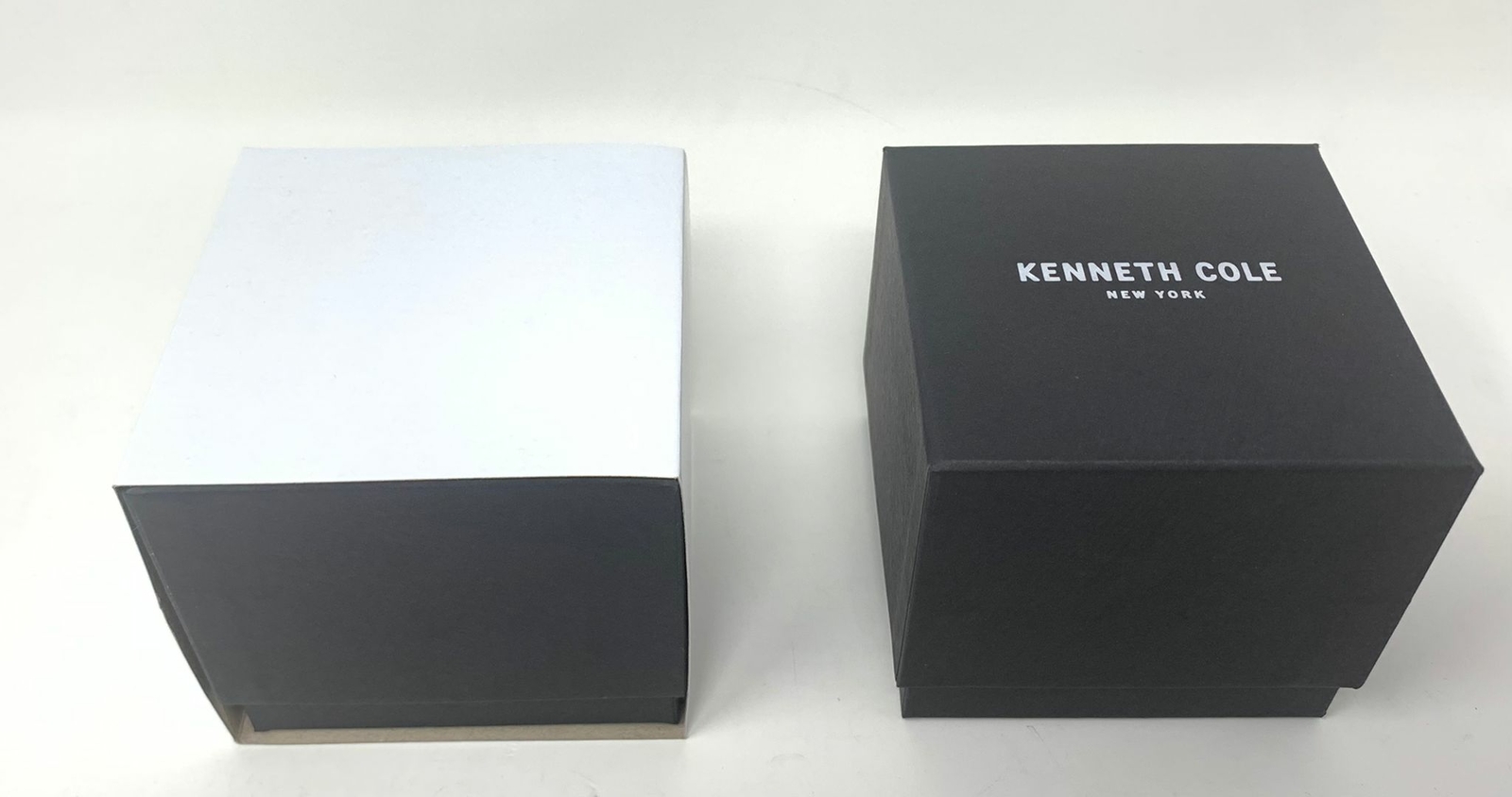 NEW – Empty Kenneth Cole Watch Box with Pillow, Presentation Display Storage