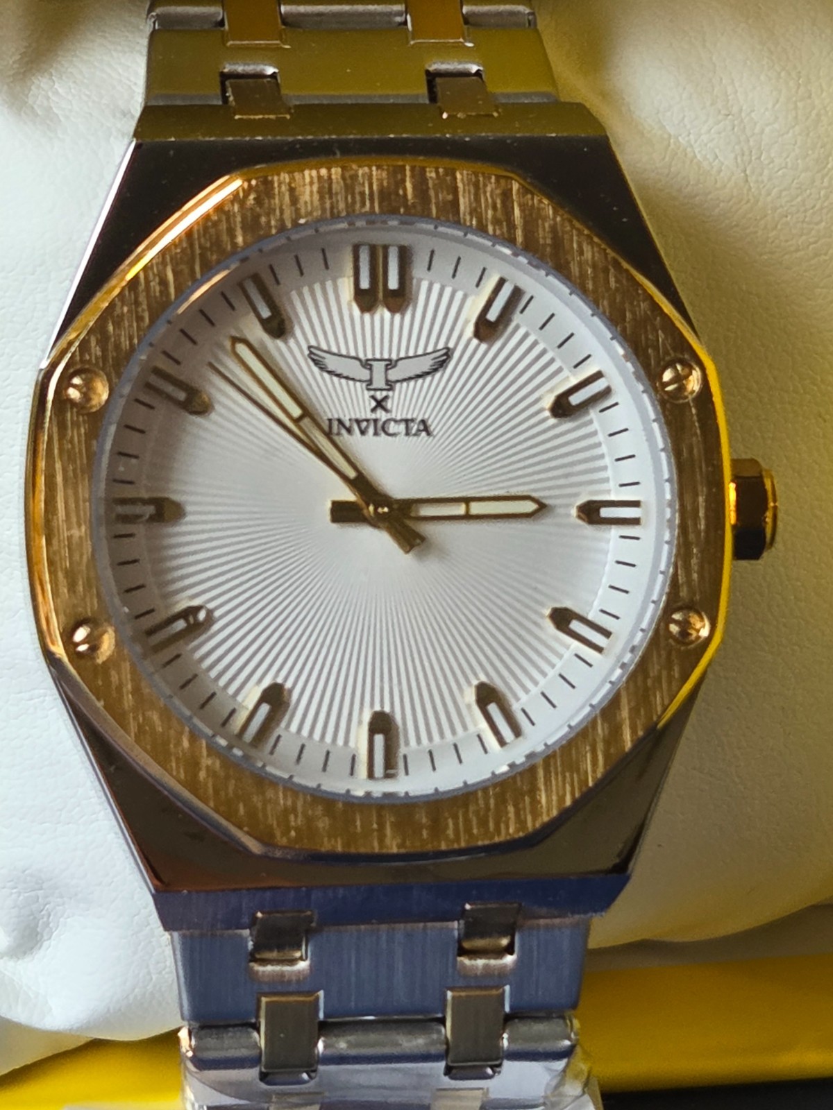 ​Specialty I by Invicta 69963 Men’s 42mm Two-Tone Gold & Silver Quartz Watch Box