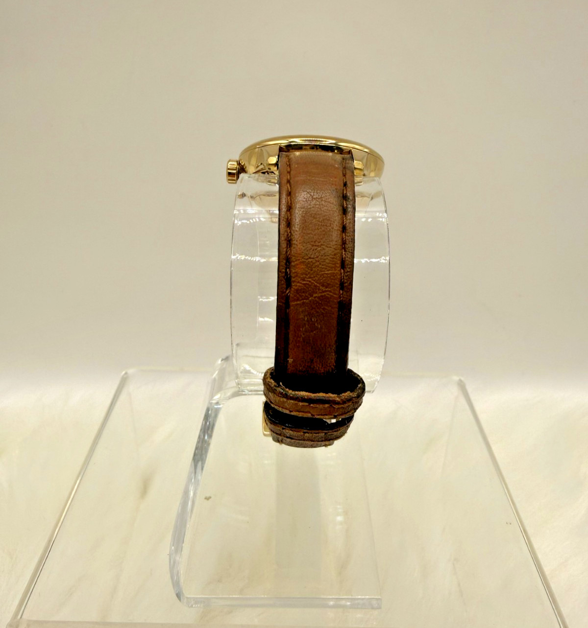 Burberry BU10101 The Classic Tan Gold Tone Steel 32 mm Women’s Watch W/Box