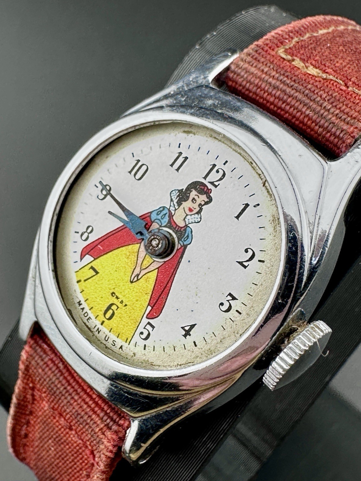 Vintage 1950’s US Time Snow White Disney Watch For Repair D5