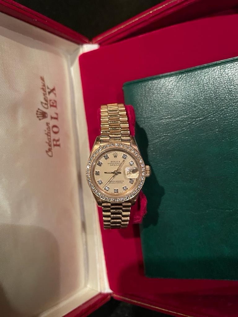 Rolex Vintage Datejust 26mm-18 K Yellow Gold Watch With Diamond