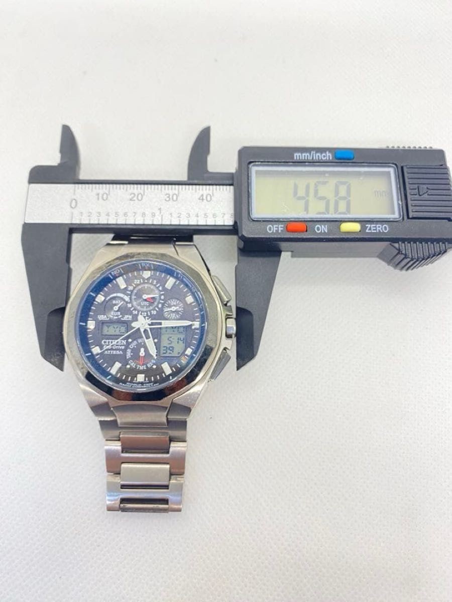 Citizen Attesa Jet Setter U600-T011497 Eco-Drive Radio Chrono Titanium Watch