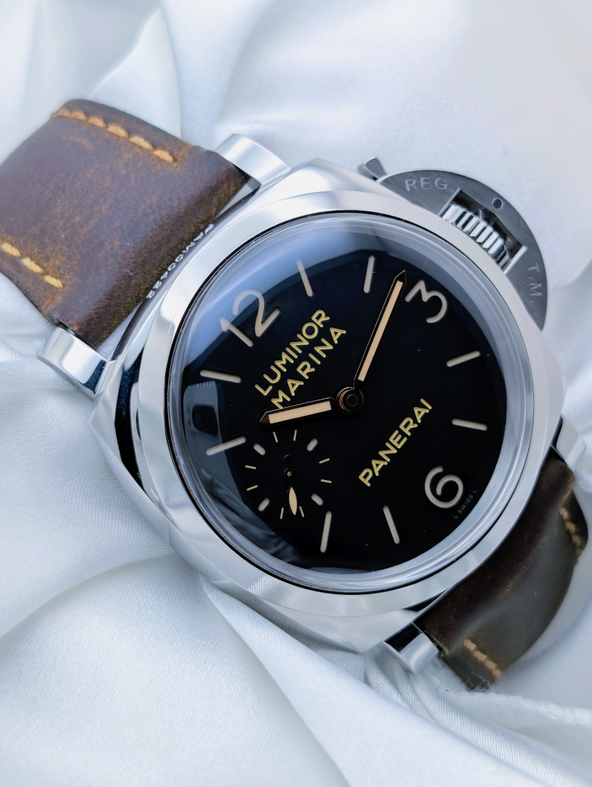Panerai Luminor Marina 1950 3 Days Black PAM00422 47mm Leather Strap Full Set