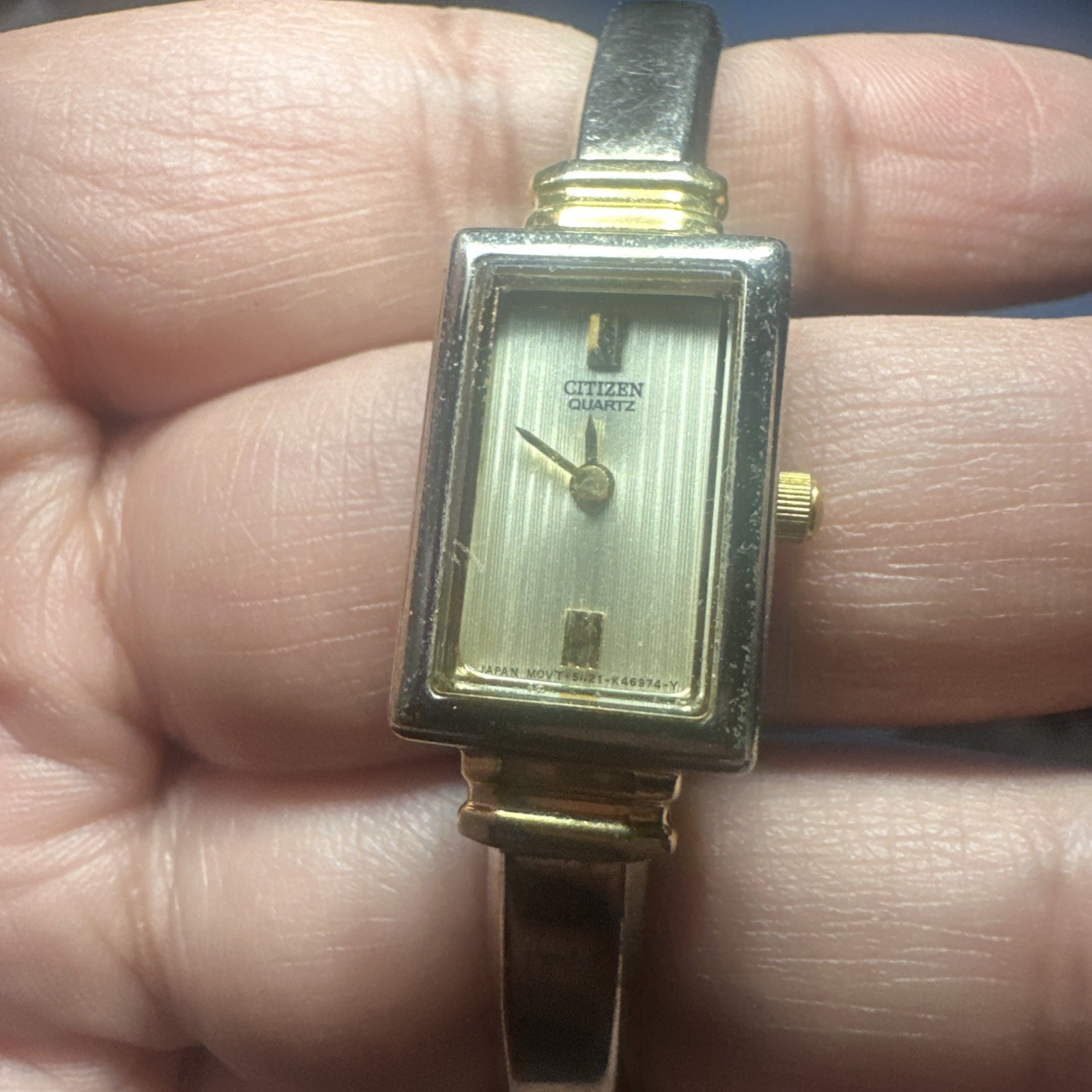 VTG CITIZEN 5421-K15044 Quartz Two Tone Women’s Watch 15mm Sz. 6.5 Broken Crown